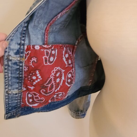White Crow Red Bandana Distressed Jean Jacket - Picture 6 of 10